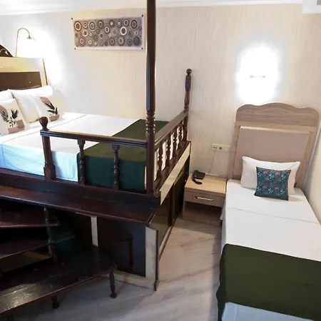 Hotel Artefes Old