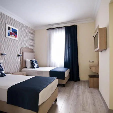 Artefes Old Hotel