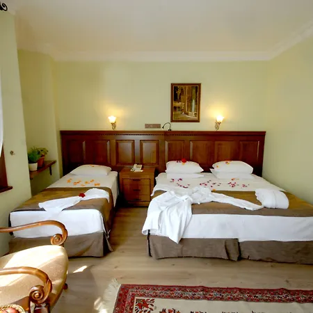 Artefes Old City& 3*