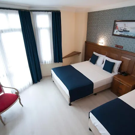 מלון Artefes Old City& 3*