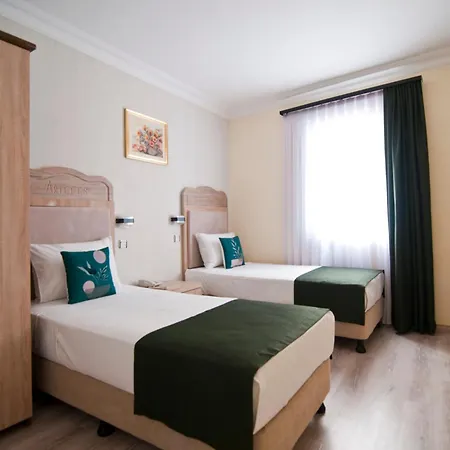 Artefes Old Отель 4*