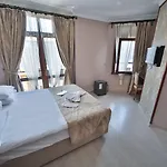 Hotel Artefes Old