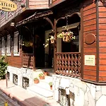 Artefes Old Hotel